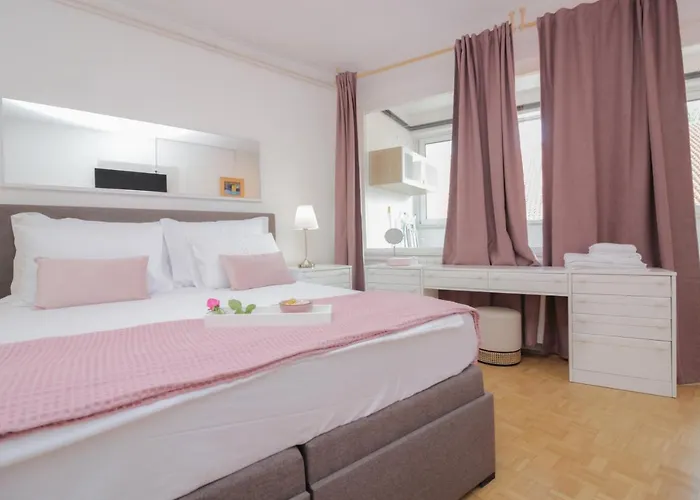 Apartment Castello-Old Town