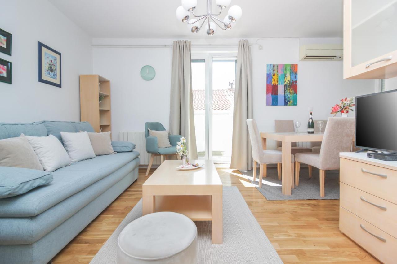 Castello-old Town Apartment